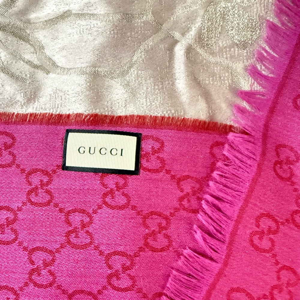 Authentic Gucci❌SOLD❌ - Picture 3 of 9